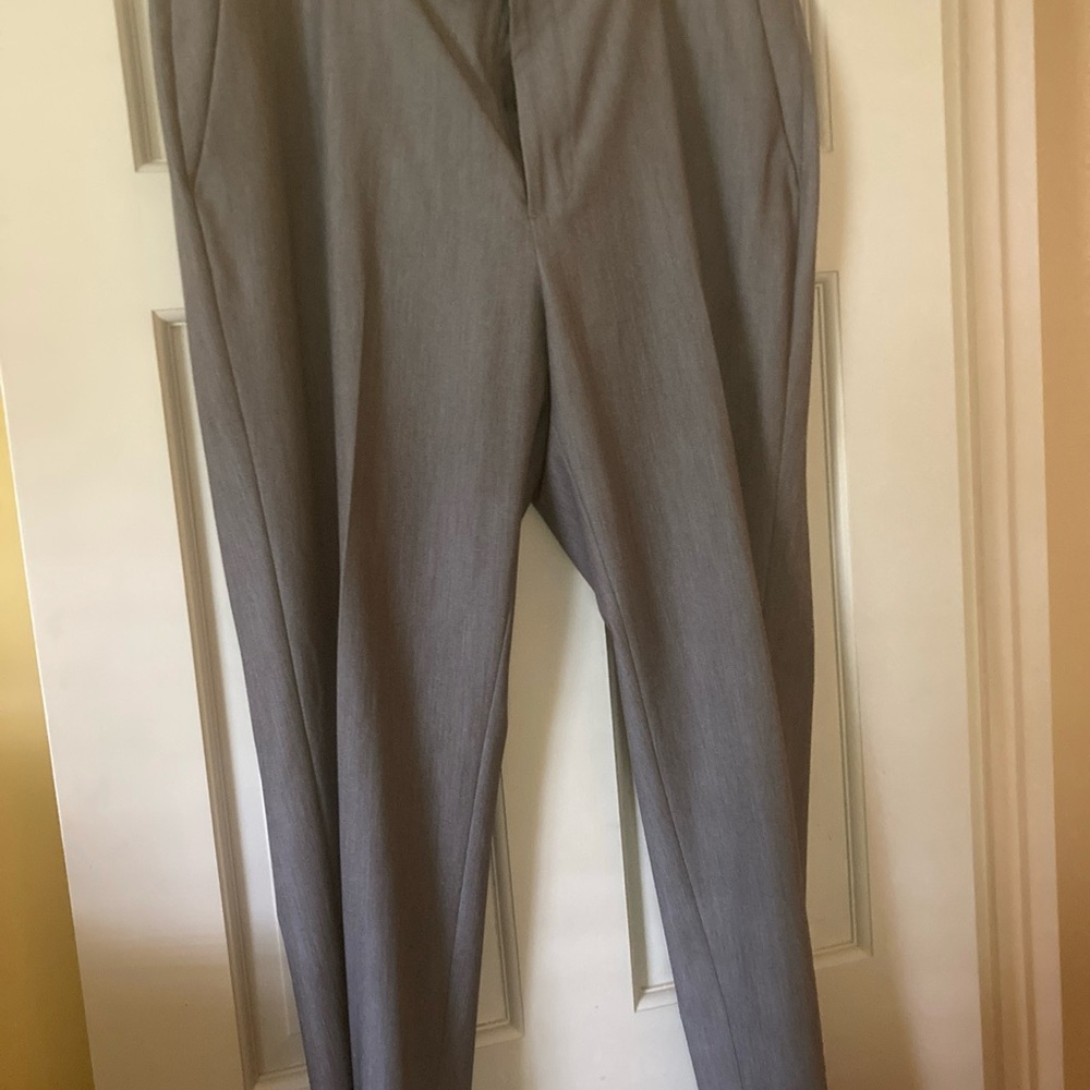 Van Heusen Classic Gray Dress Pants